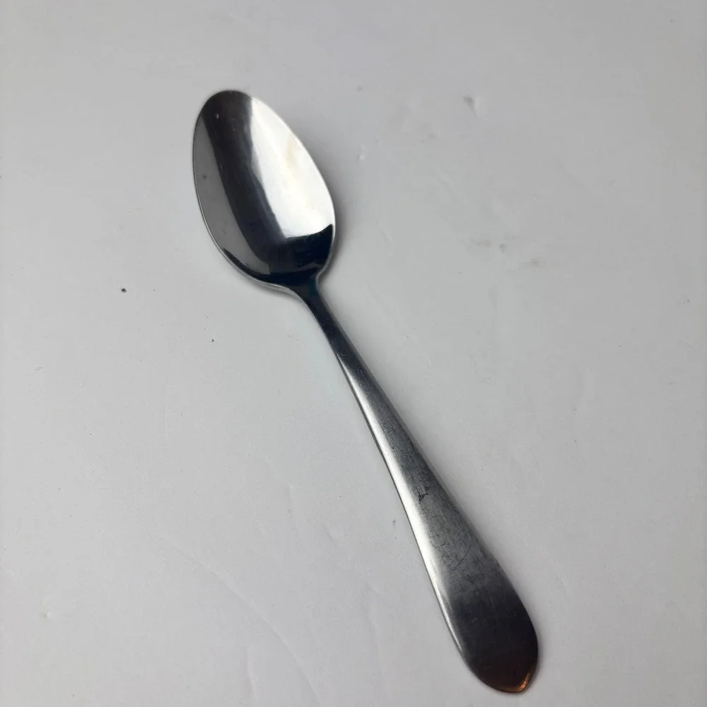 Pfaltzgraff 18/0 Stainless Steel Teaspoon Silver Teardrop Handle Flatware 6.25in